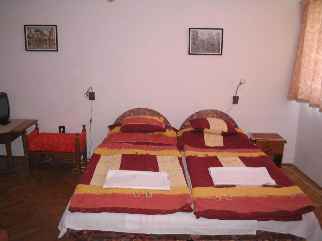 Burg Eger Hotel Room photo
